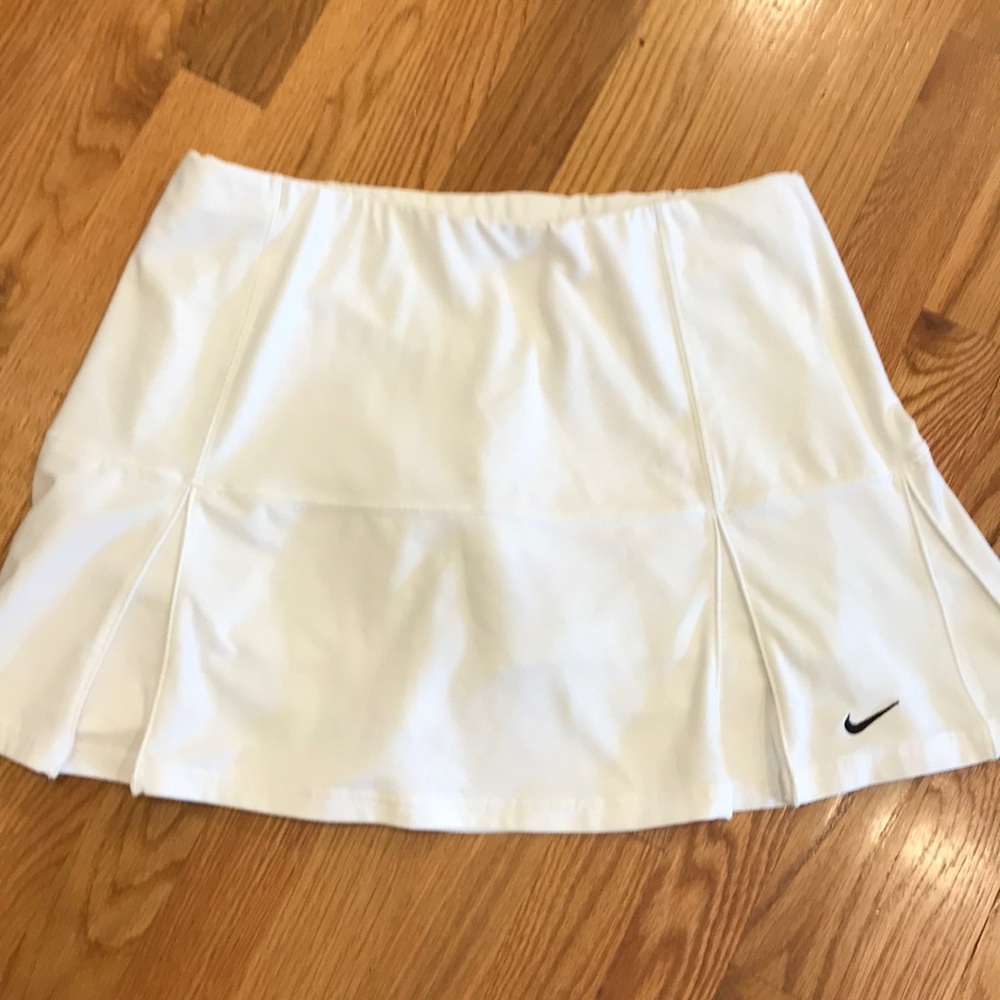 Nike Dri-Fit tennis skirt size medium